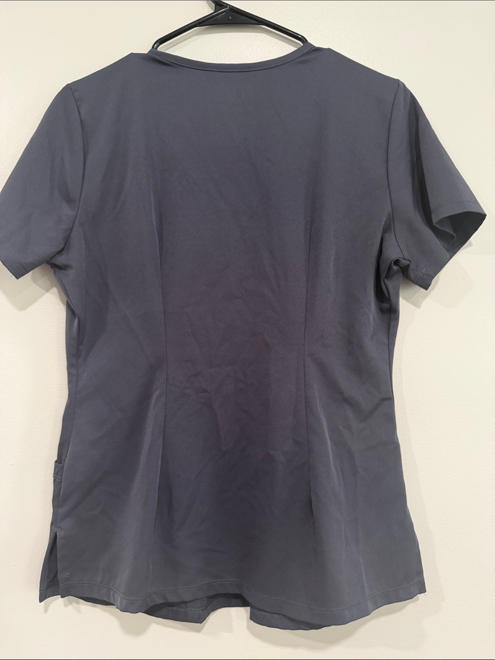 Healing Hands Scrub top - Picture 4 of 4